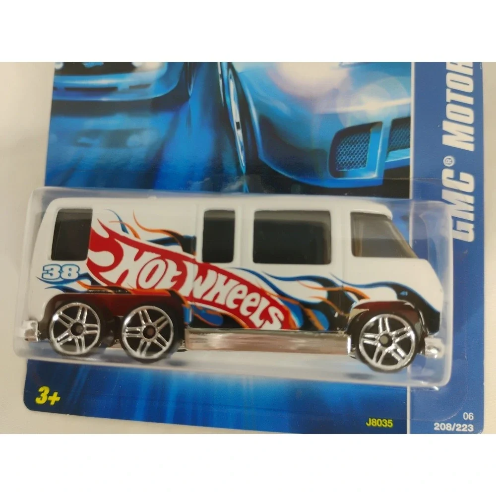 2006 Hot Wheels #208 GMC Motorhome White 5 Spoke‎ Rims